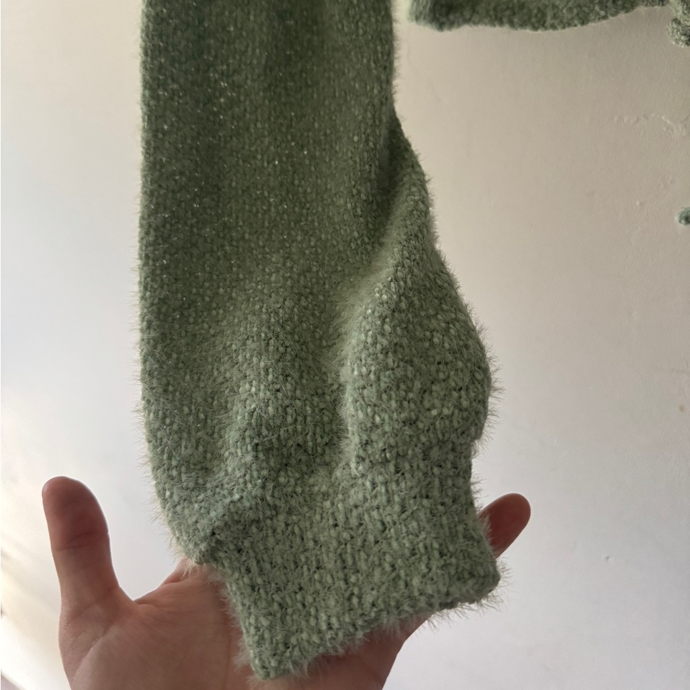 Hollister Mint Green Fuzzy Soft Cropped Sweater Long Sleeve - Picture 3 of 5